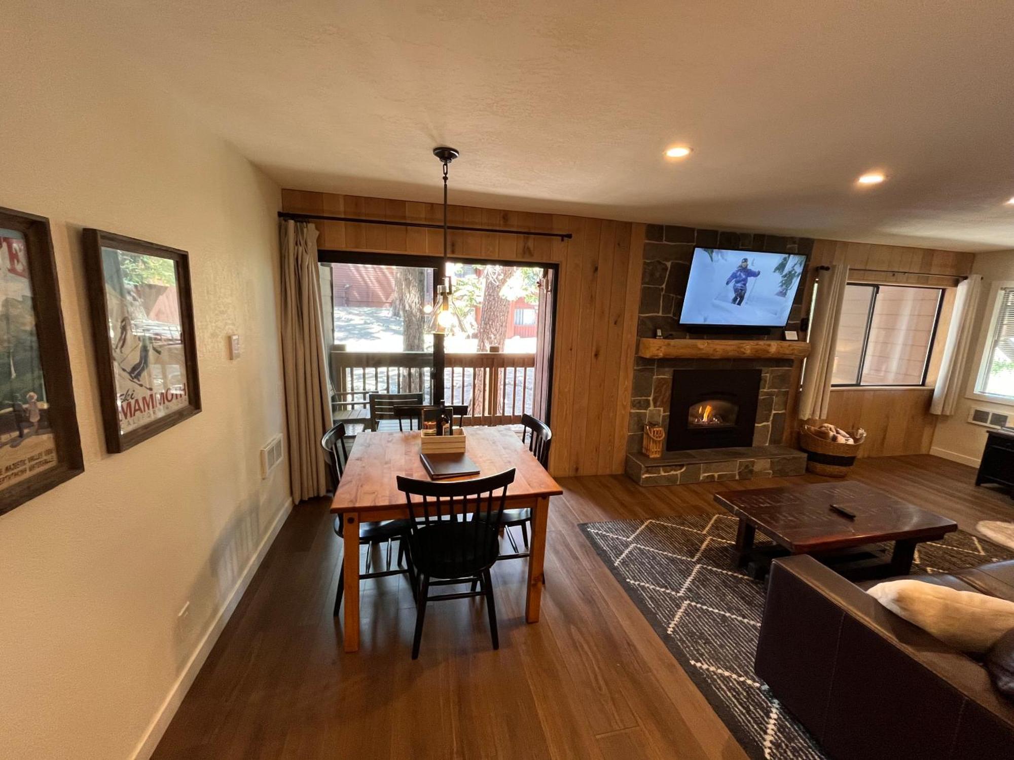 Tastefully Remodeled Condo At Mammoth Ski & Racquet Club, Hot Tub, Garage, 10 Min Walk To Ski Lifts Μαμούθ Λέικς Εξωτερικό φωτογραφία