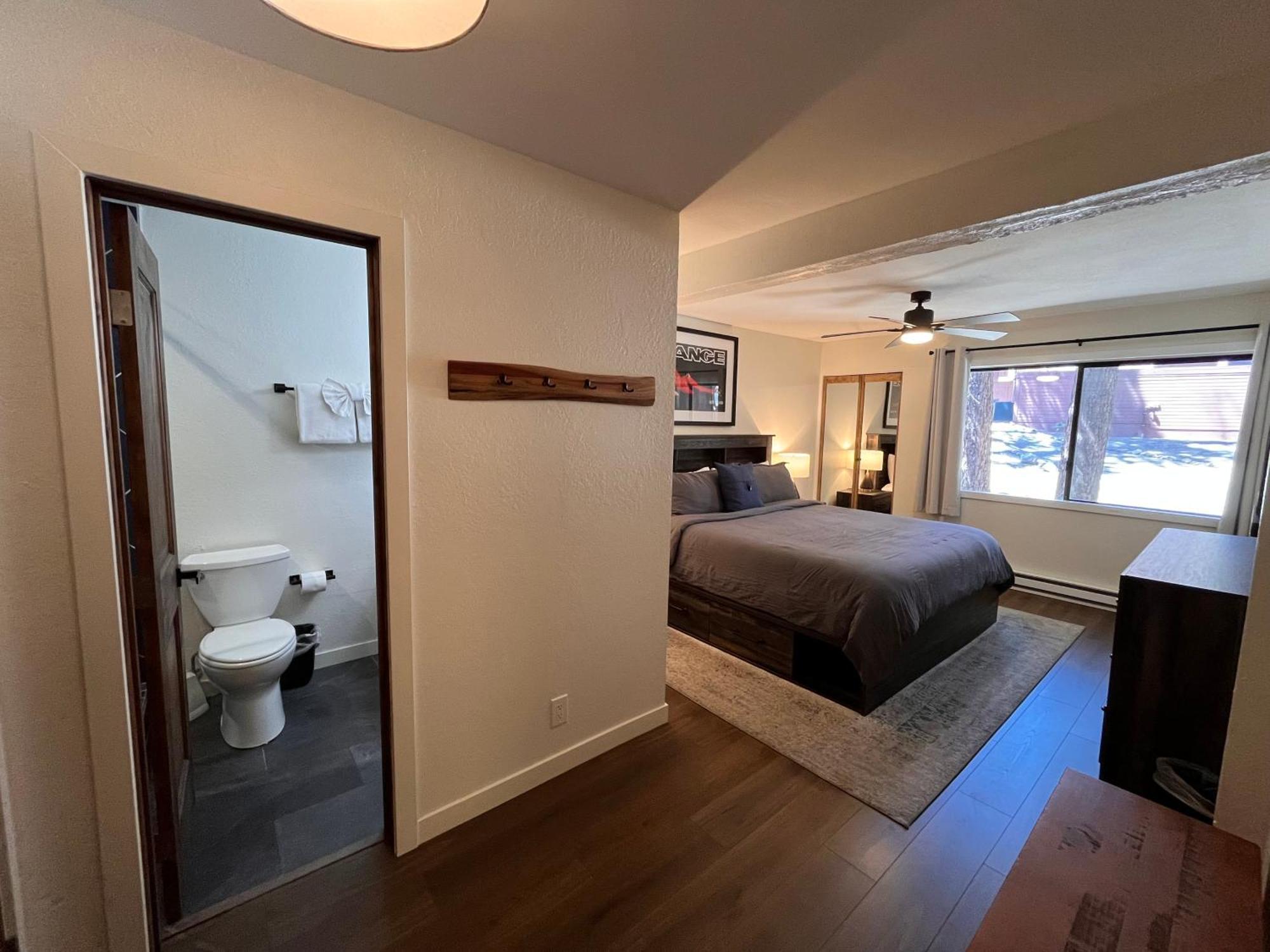 Tastefully Remodeled Condo At Mammoth Ski & Racquet Club, Hot Tub, Garage, 10 Min Walk To Ski Lifts Μαμούθ Λέικς Εξωτερικό φωτογραφία