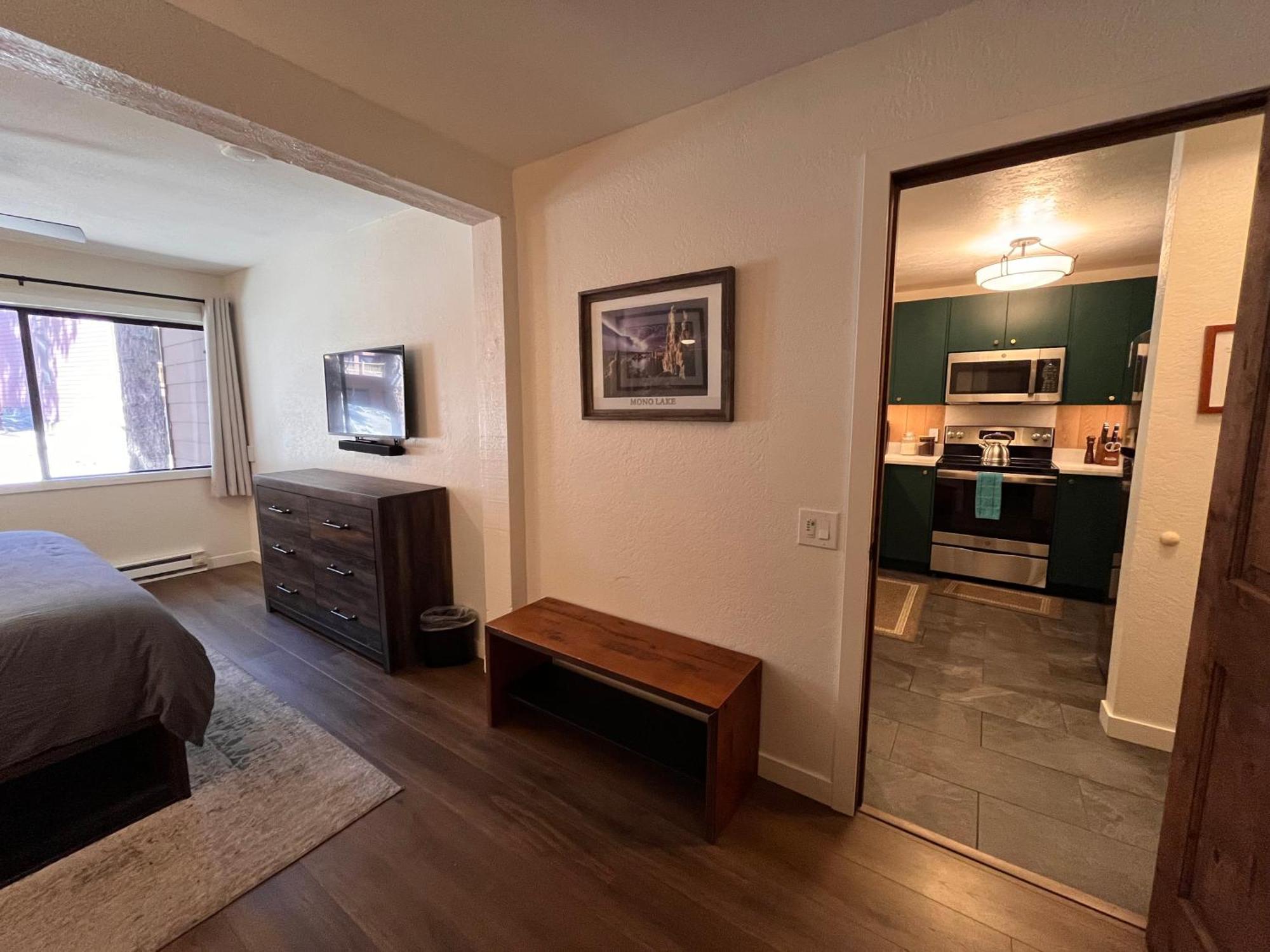 Tastefully Remodeled Condo At Mammoth Ski & Racquet Club, Hot Tub, Garage, 10 Min Walk To Ski Lifts Μαμούθ Λέικς Εξωτερικό φωτογραφία