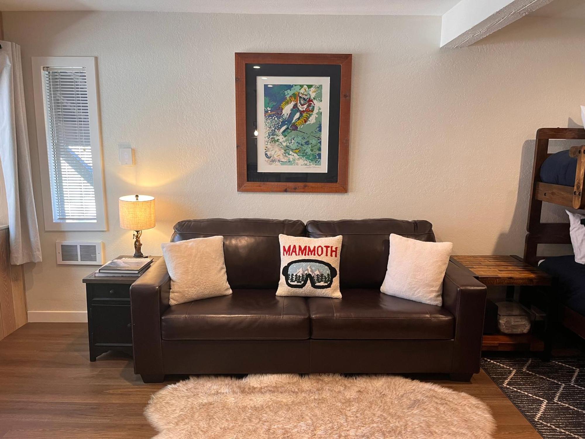 Tastefully Remodeled Condo At Mammoth Ski & Racquet Club, Hot Tub, Garage, 10 Min Walk To Ski Lifts Μαμούθ Λέικς Εξωτερικό φωτογραφία